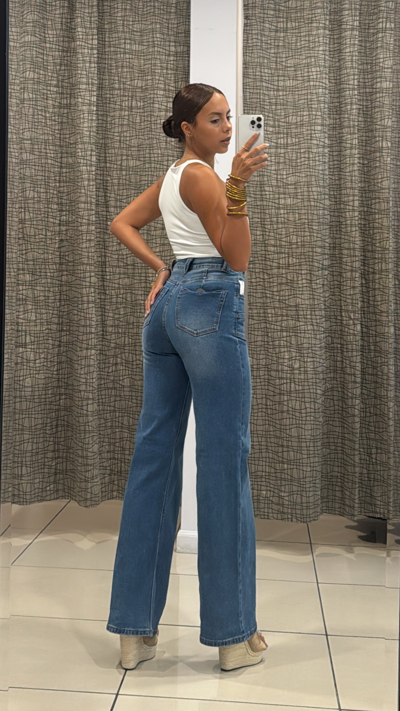 Bonny Vibrant Pocket Jeans
