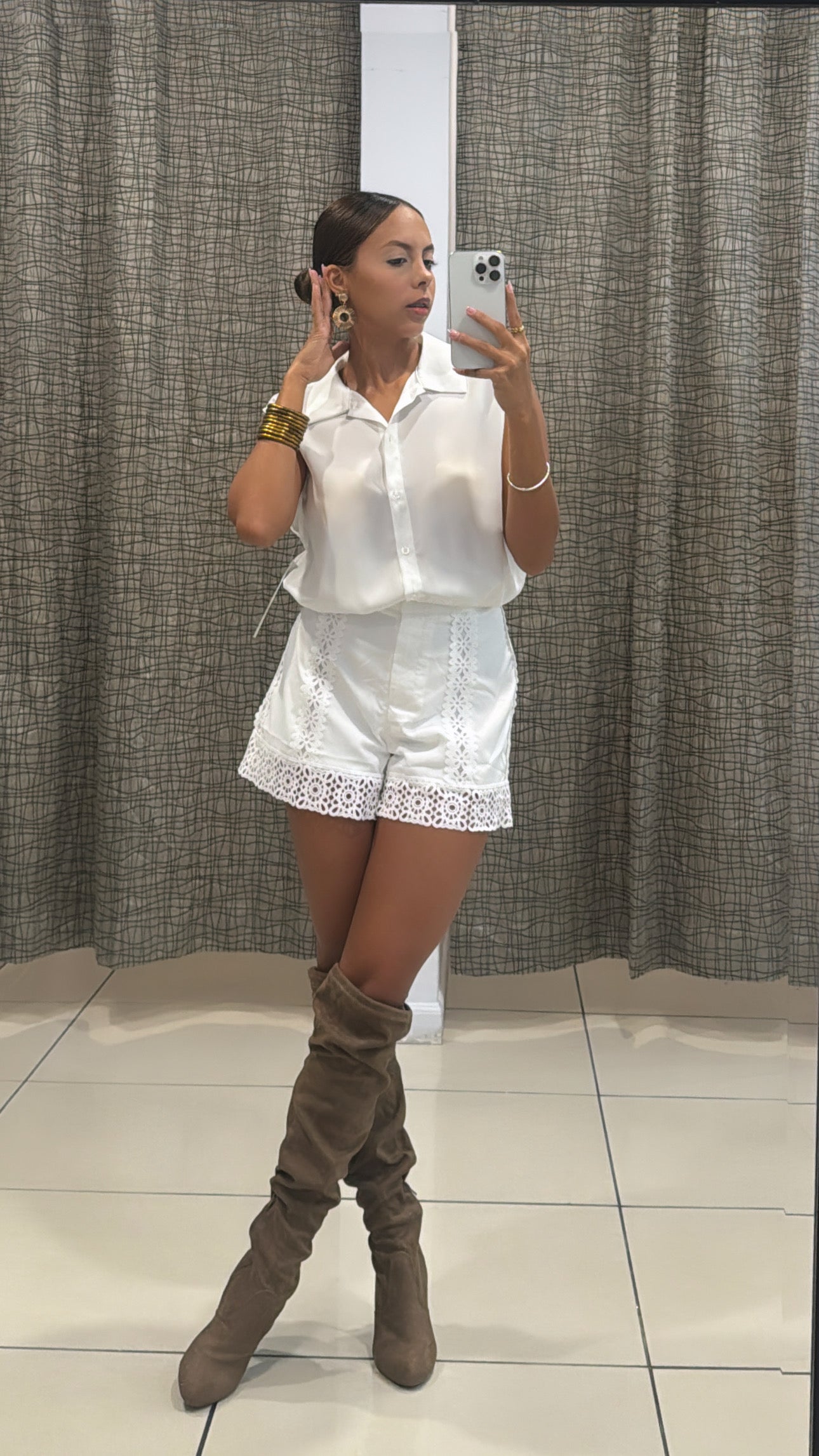 Rita White Shorts