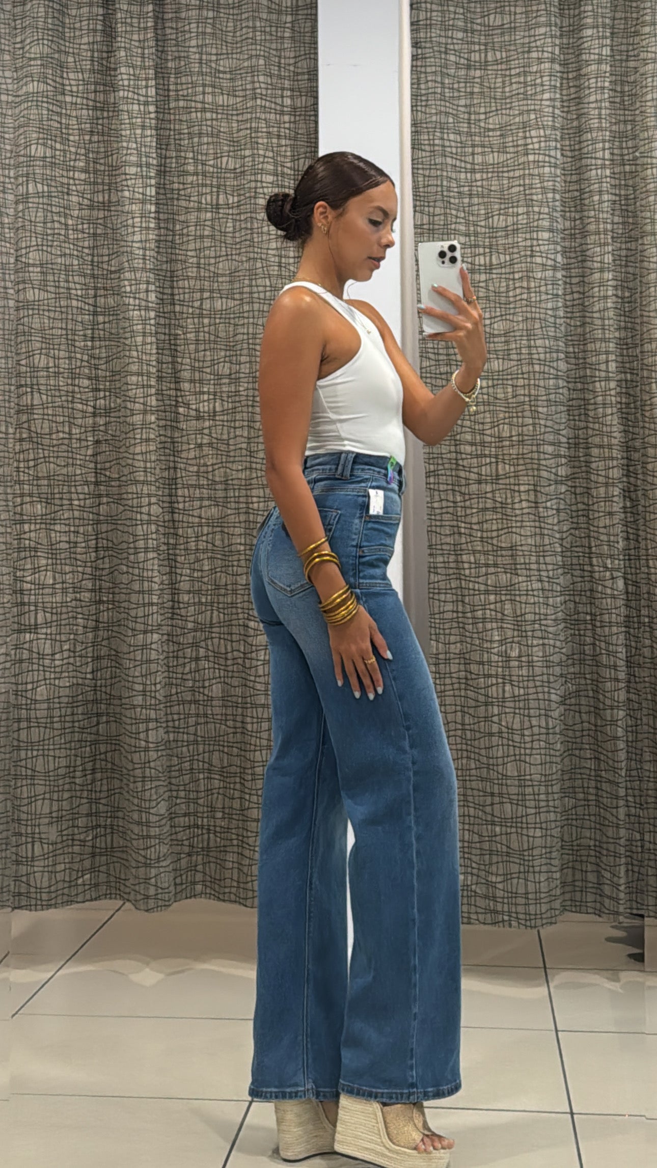 Bonny Vibrant Pocket Jeans