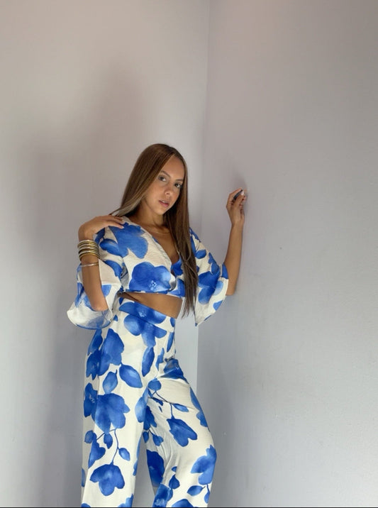 Mia Fashion Top