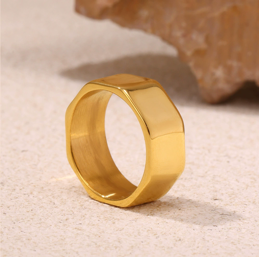 18K GOLD PLATED NUT RING