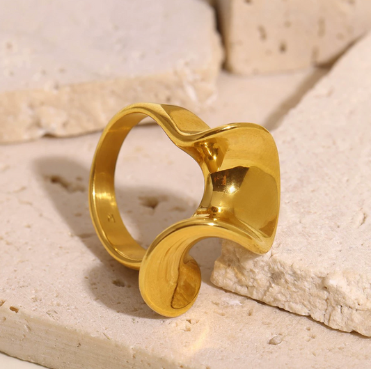 18K GOLD PLATED BUTTERFLY RING